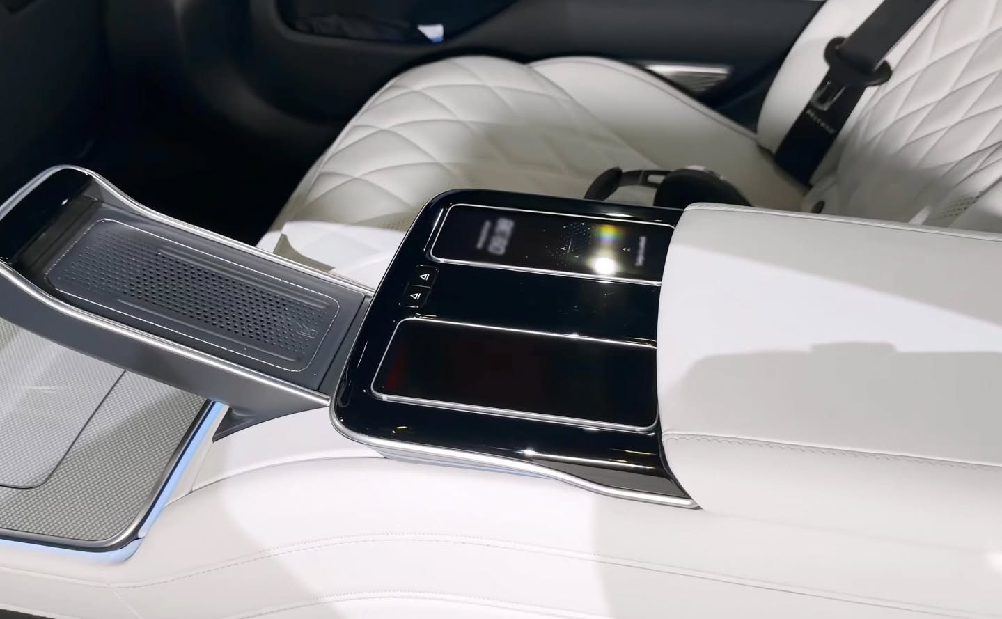 Mercedes-Benz S450 4Matic All New 2026 - 15