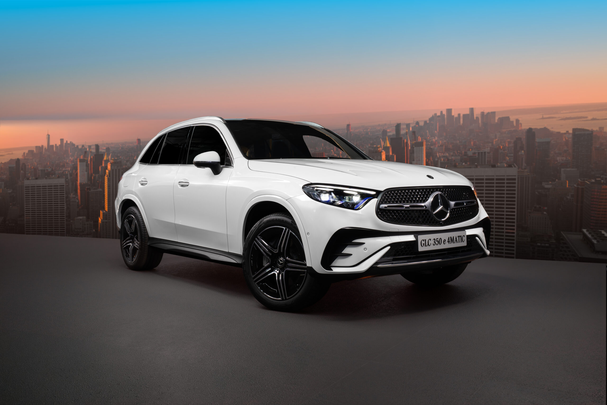 GLC350e 4MATIC - 1